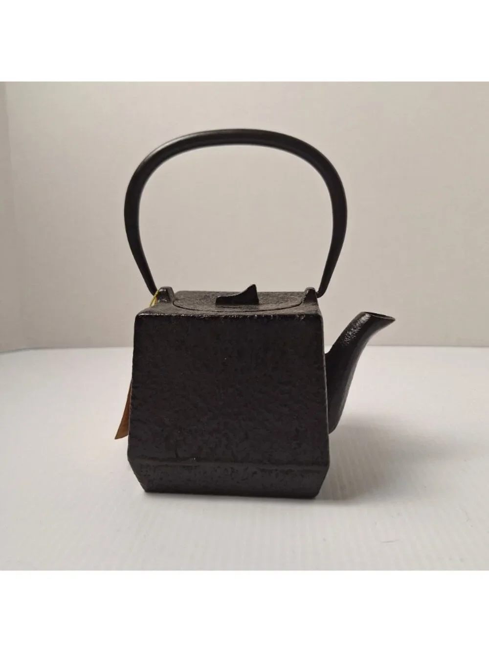 UNITY BRAND TETSUBIN SQUARE CUBE CAST IRON TEAPOT KETTLE MADE IN JAPAN VINTAGE